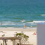 The Queens Infinity Pool&spa Mamaia Nord * Năvodari