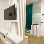 Apartamento The Queens Infinity Pool&spa Mamaia Nord *