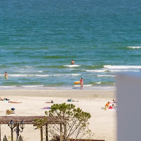 The Queen Infinity Pool&spa Mamaia Nord * Năvodari