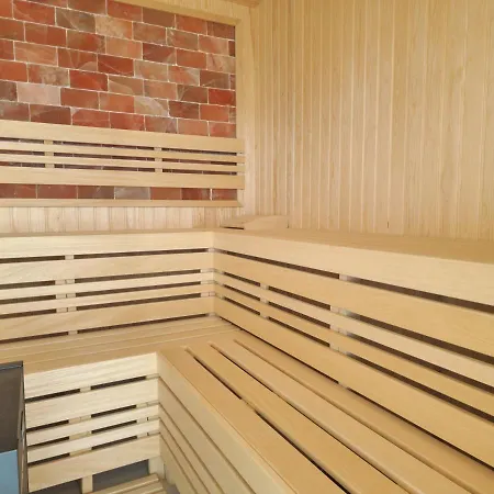 The Queen Infinity Pool&spa Mamaia Nord Apartamento Năvodari