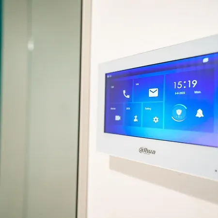 The Queen Infinity Pool&spa Mamaia Nord Năvodari