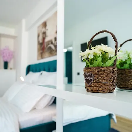 The Queen Infinity Pool&spa Mamaia Nord Apartamento Năvodari