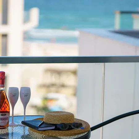 דירה The Queens Infinity Pool&spa Mamaia Nord